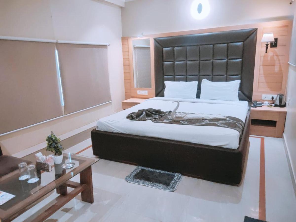 Motel New Milan Muzaffarpur Exterior foto